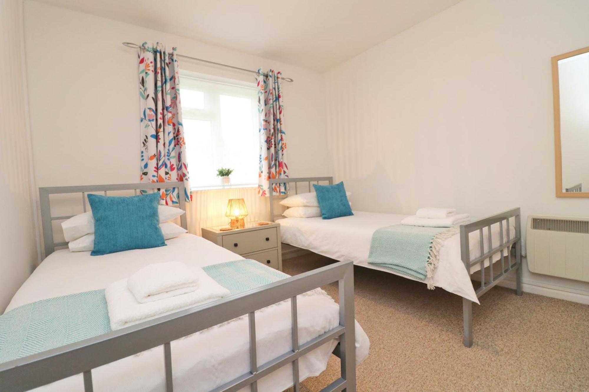 7 Bays For 7 Days! Spacious Bungalow Near 7 Beaches Saint Merryn Esterno foto
